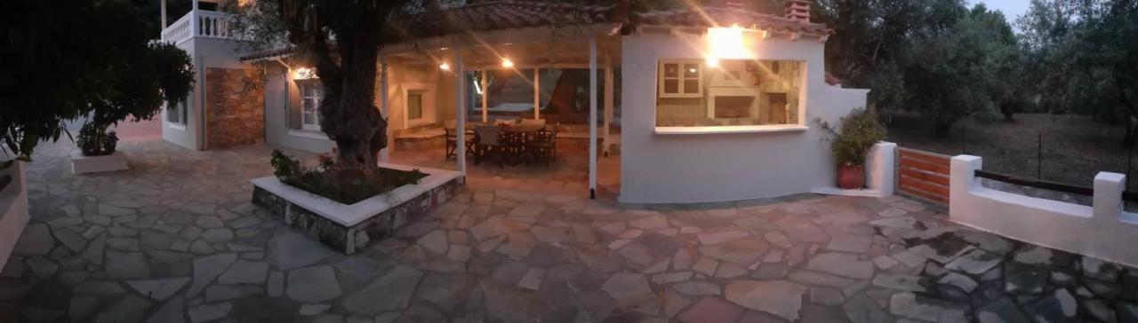 Villa Tillia Panormos  외부 사진